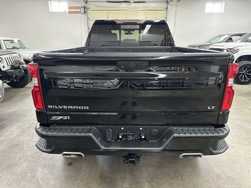 Used 2019 Chevrolet Silverado 1500 LT Trail Boss AWD/4WD image 4