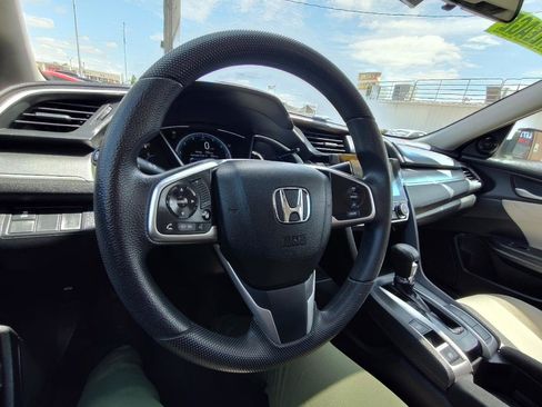 Used 2017 Honda Civic EX image 18