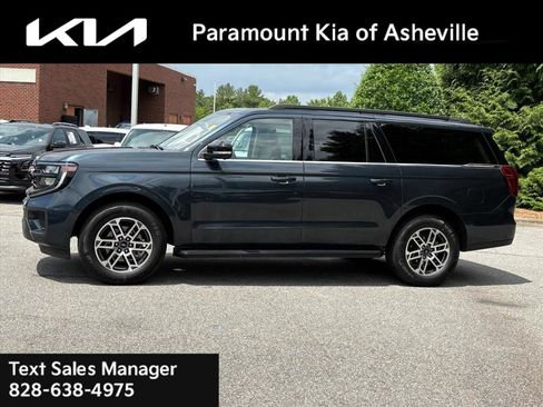Used 2025 Ford Expedition Max Active RWD image 3