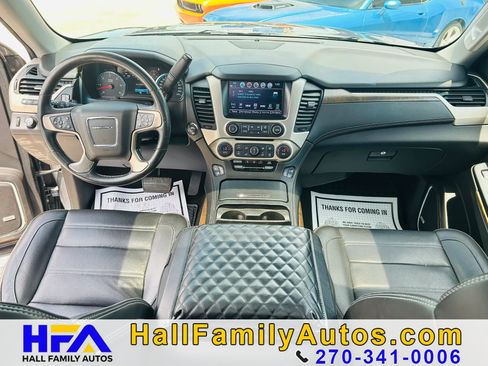 Used 2018 GMC Yukon Denali w/ Open Road Package AWD/4WD image 9