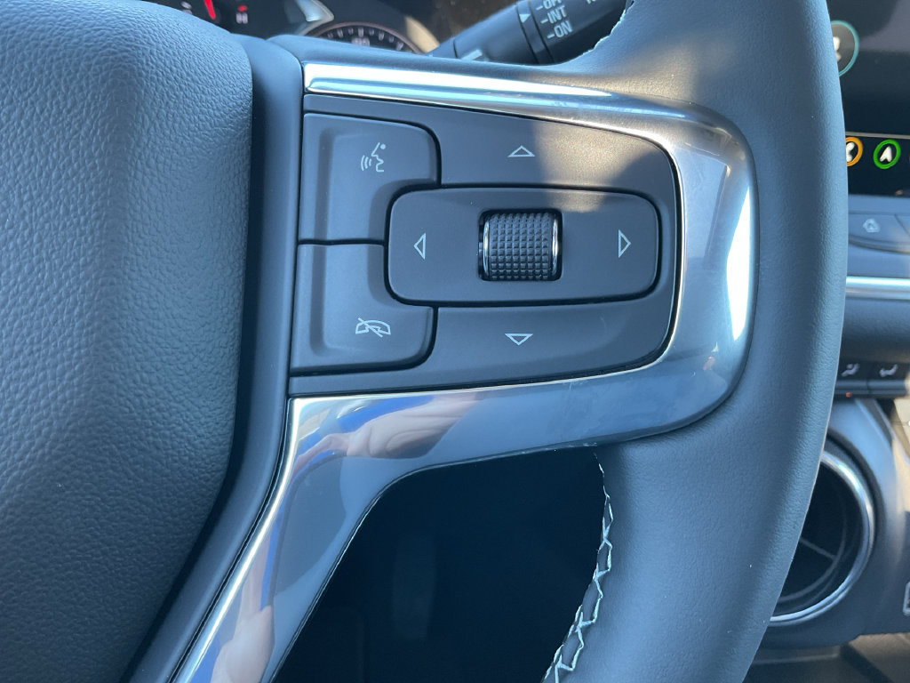 New 2026 Chevrolet Blazer LT w/ Sound & Technology Package FWD image 18