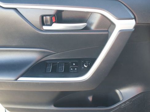 Used 2024 Toyota RAV4 XLE image 27