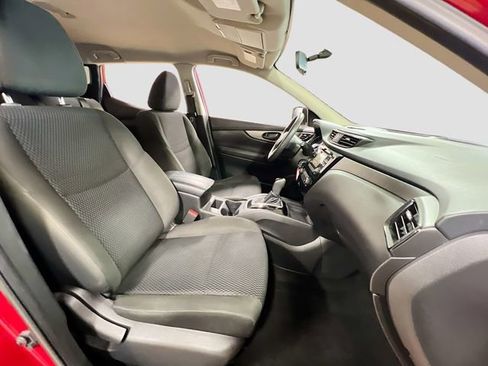 Used 2017 Nissan Rogue Sport S image 26