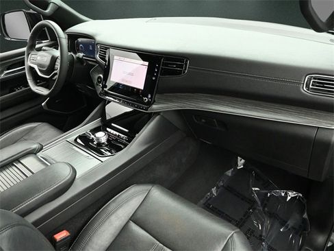 Used 2023 Jeep Wagoneer Series II image 22