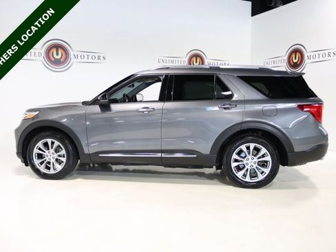 Used 2021 Ford Explorer Limited w/ Equipment Group 301A AWD/4WD image 32