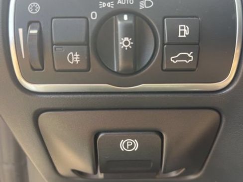 Used 2018 Volvo S60 T5 Inscription AWD/4WD image 22