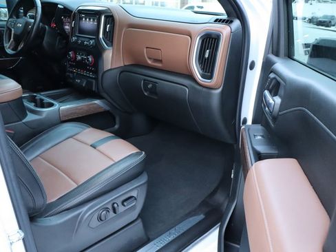 Used 2021 Chevrolet Silverado 2500 High Country w/ Technology Package image 54