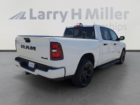 New 2026 RAM 1500 Express AWD/4WD image 5