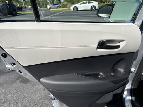 New 2025 Toyota Corolla Cross L image 26