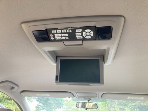 Used 2016 Honda Odyssey SE image 9