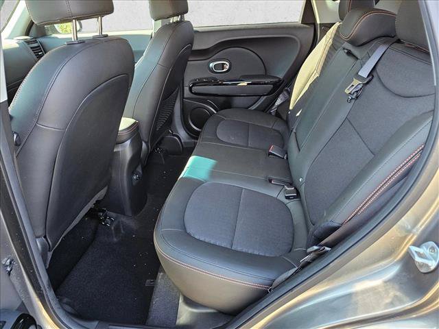 Used 2018 Kia Soul ! w/ Tech Package FWD image 17