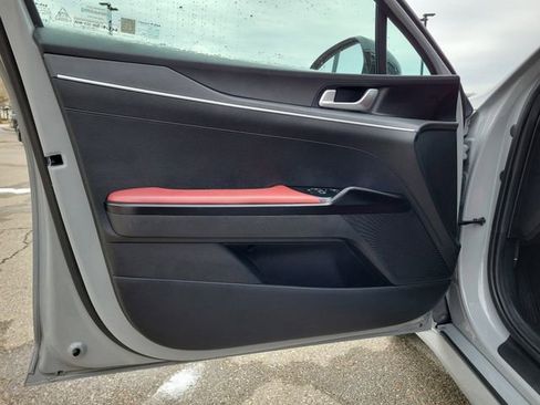 Used 2023 Kia K5 GT-Line image 16