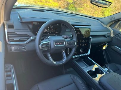 New 2026 GMC Acadia Elevation w/ Elevation Premium Package