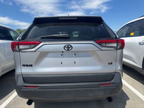 Used 2024 Toyota RAV4 LE FWD image 5