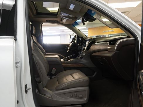 Used 2018 GMC Yukon Denali image 30