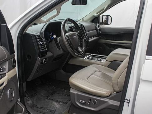 Certified 2020 Ford Expedition Limited w/ Special Edition Package AWD/4WD image 16