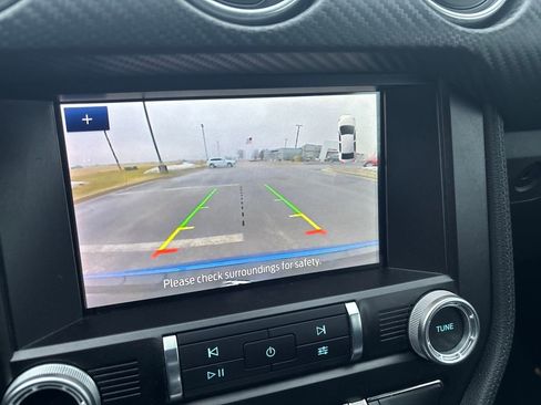 Used 2021 Ford Mustang Convertible w/ Equipment Group 101A image 23