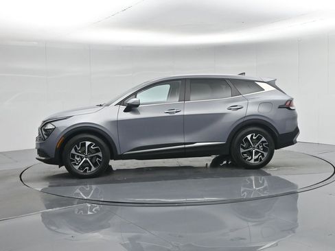 Used 2023 Kia Sportage EX image 31