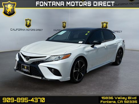 Used 2020 Toyota Camry XSE FWD image 1