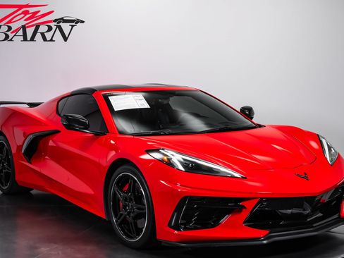 Used 2020 Chevrolet Corvette Stingray Preferred Cpe w/ 2LT Preferred Equipment Group RWD image 15