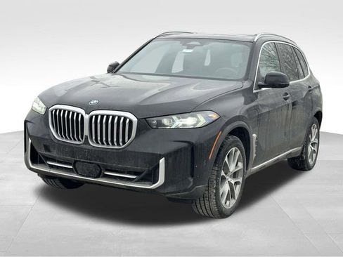 New 2026 BMW X5 xDrive50e w/ Executive Package image 5