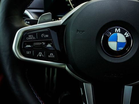 Used 2025 BMW M440i Coupe w/ Premium Package image 30