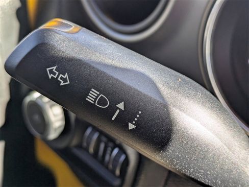 Used 2018 Jeep Wrangler Sport image 28