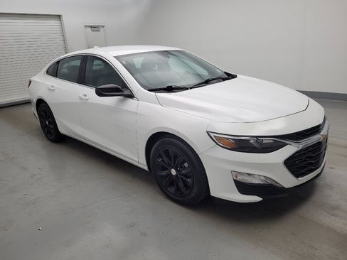 Used 2021 Chevrolet Malibu LT FWD image 11
