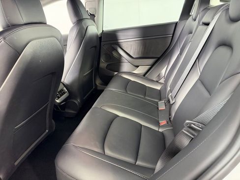 Used 2022 Tesla Model 3 Long Range image 25