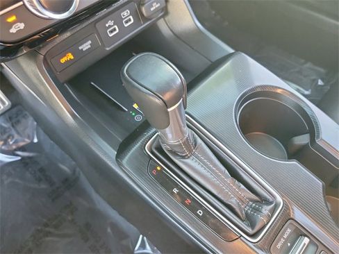 Certified 2022 Honda Civic Sport Touring image 30