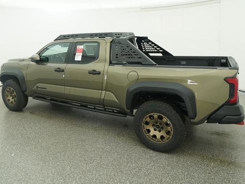 New 2025 Toyota Tacoma Trailhunter image 12