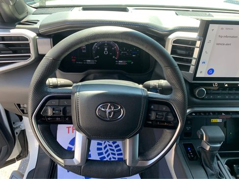 Used 2024 Toyota Tundra Platinum AWD/4WD image 15