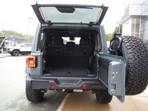 New 2026 Jeep Wrangler Unlimited Rubicon 392 w/ Quick Order Package 27X Moab AWD/4WD image 60