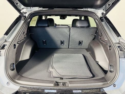 Used 2025 Chevrolet Equinox EV RS image 28