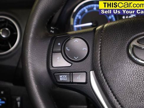Used 2018 Toyota Corolla SE FWD image 19