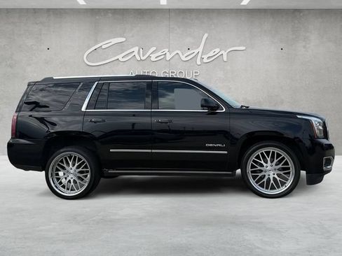 Used 2020 GMC Yukon Denali w/ Open Road Package RWD image 17