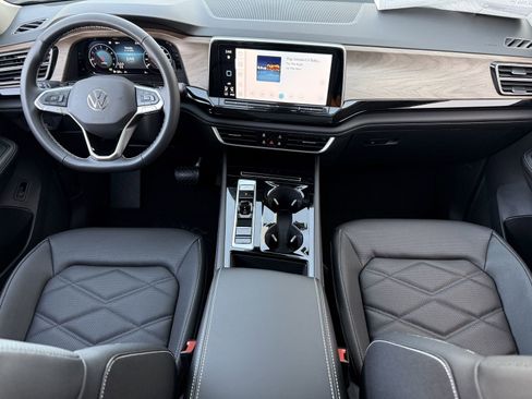 New 2026 Volkswagen Atlas SE image 10