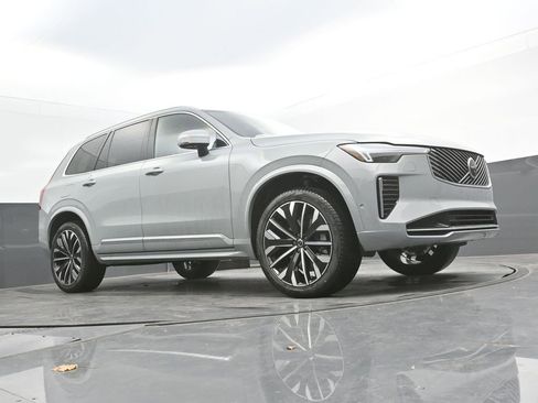 New 2026 Volvo XC90 B6 Plus w/ Protection Package Premier AWD/4WD image 37