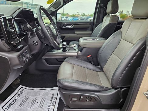 Certified 2022 Chevrolet Silverado 1500 ZR2 w/ Technology Package AWD/4WD image 18