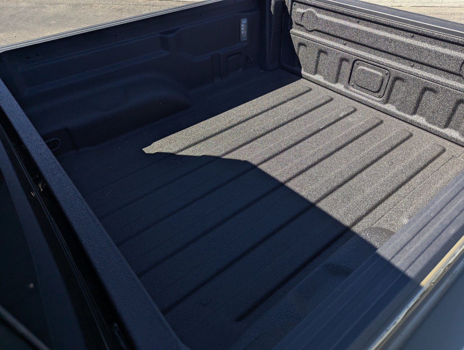 New 2026 Jeep Gladiator Willys AWD/4WD image 8
