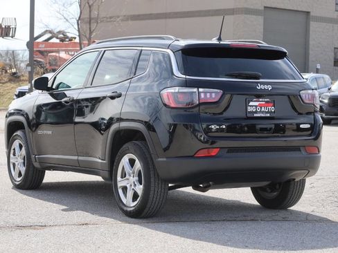 Used 2024 Jeep Compass Latitude w/ Convenience Group image 11