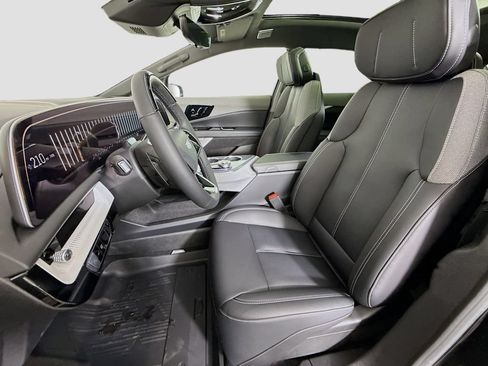 New 2026 Cadillac Optiq Luxury 1 w/ LPO, Floor Liner Package AWD/4WD image 22