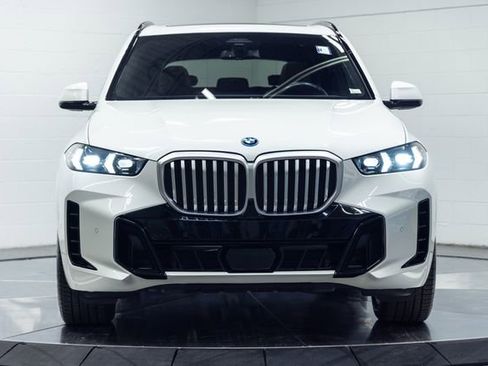 Certified 2024 BMW X5 xDrive50e w/ M Sport Package AWD/4WD image 5
