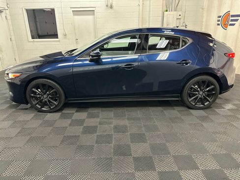 Used 2019 MAZDA MAZDA3 AWD Hatchback w/ Premium Pkg image 6