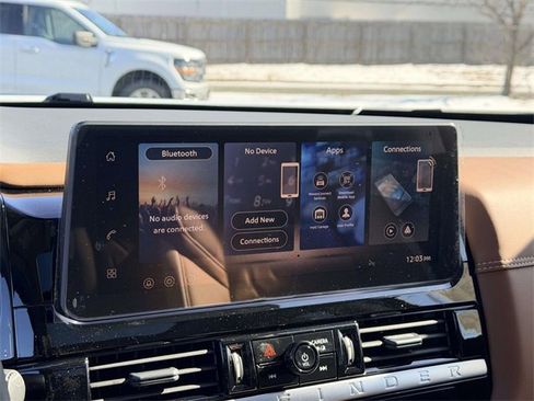 New 2026 Nissan Pathfinder Platinum image 19