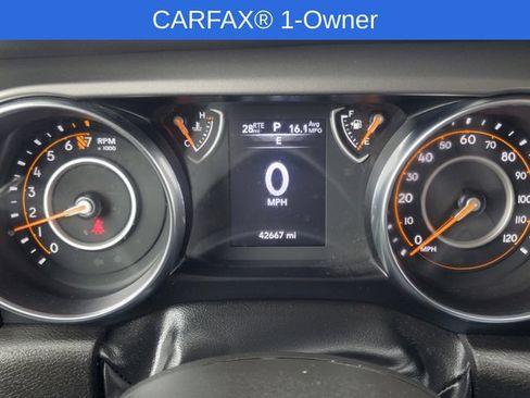 Used 2022 Jeep Wrangler Sport AWD/4WD image 16
