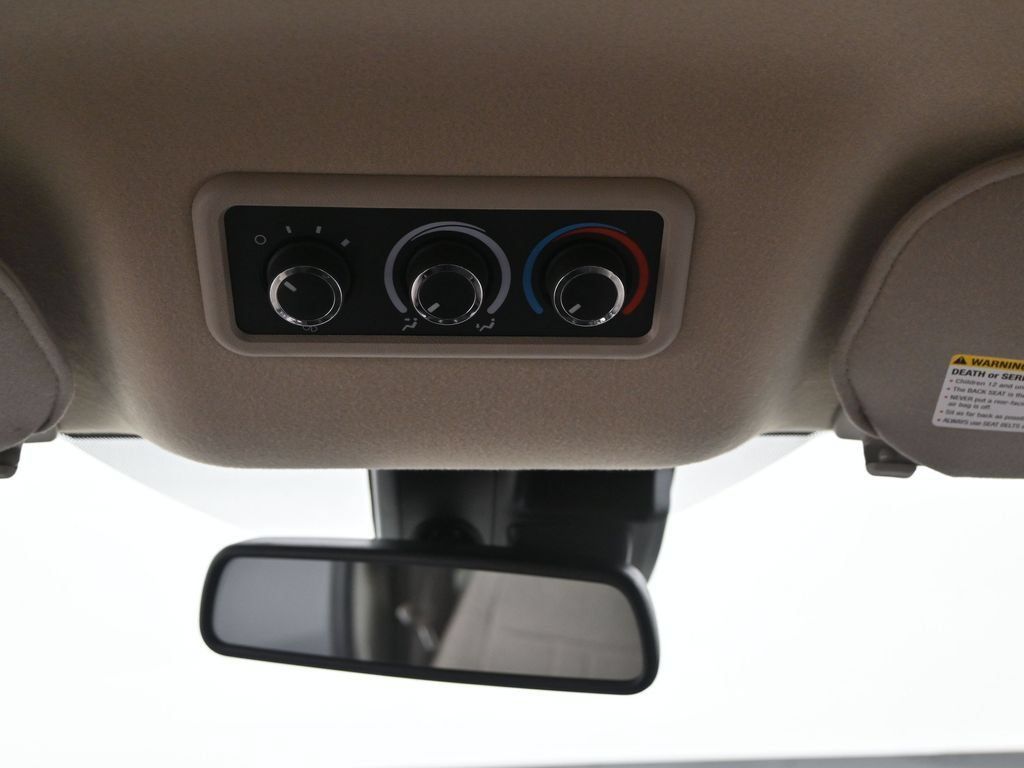 Certified 2024 Chevrolet Express 3500 LT w/ LT Preferred Equipment Group RWD image 16