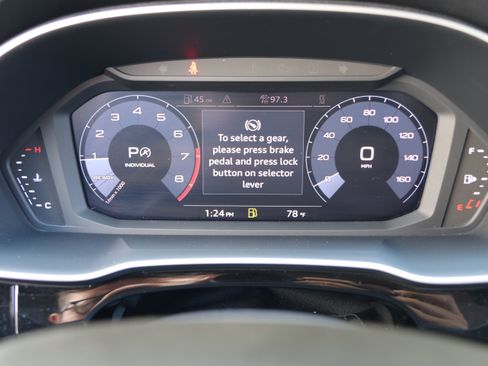 Used 2020 Audi Q3 2.0T Premium Plus AWD/4WD image 19