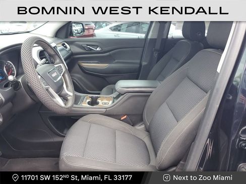 Used 2021 GMC Acadia SLE w/ Driver Convenience Package image 25