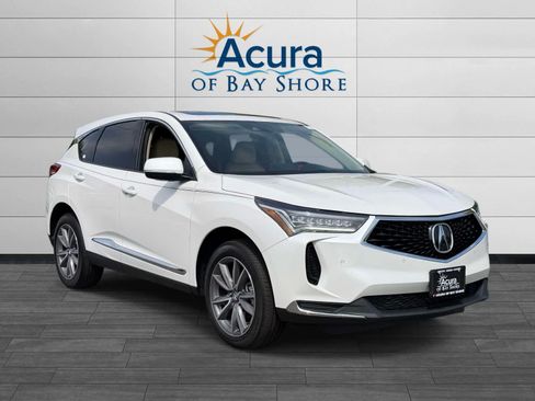 Used 2023 Acura RDX AWD w/ Technology Package image 4